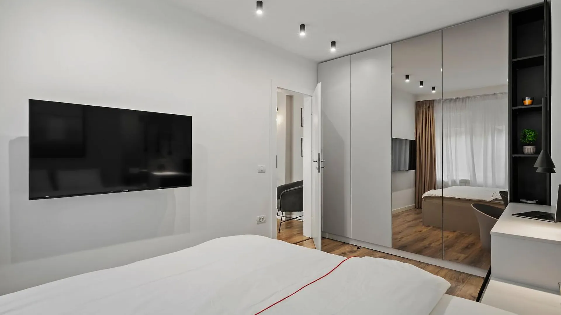 Apartment Fantastic Apartament In Magheru Bucharest