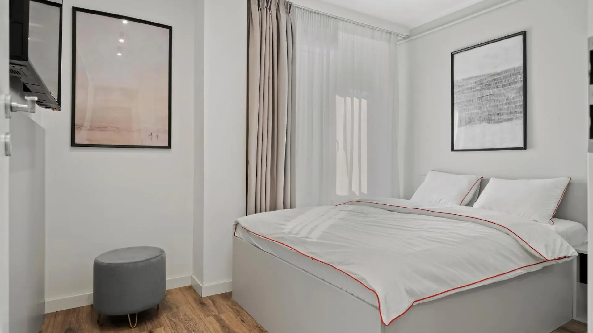 Fantastic Apartament In Magheru Bucharest Apartment